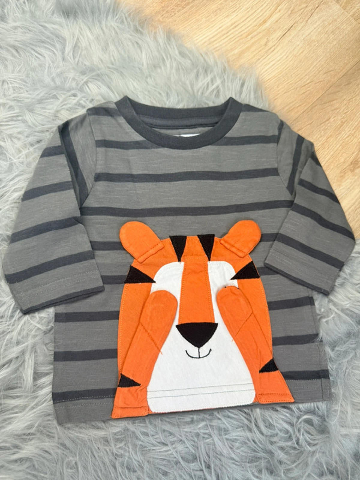 Nwot’s Ex-Next Grey Striped Tiger Top - Boys 3-6 Months Little Ones Preloved. Preloved Kids & Children’s Gently Used Clothing. Second Hand Baby, Girls & Boys Clothes. UK Postage