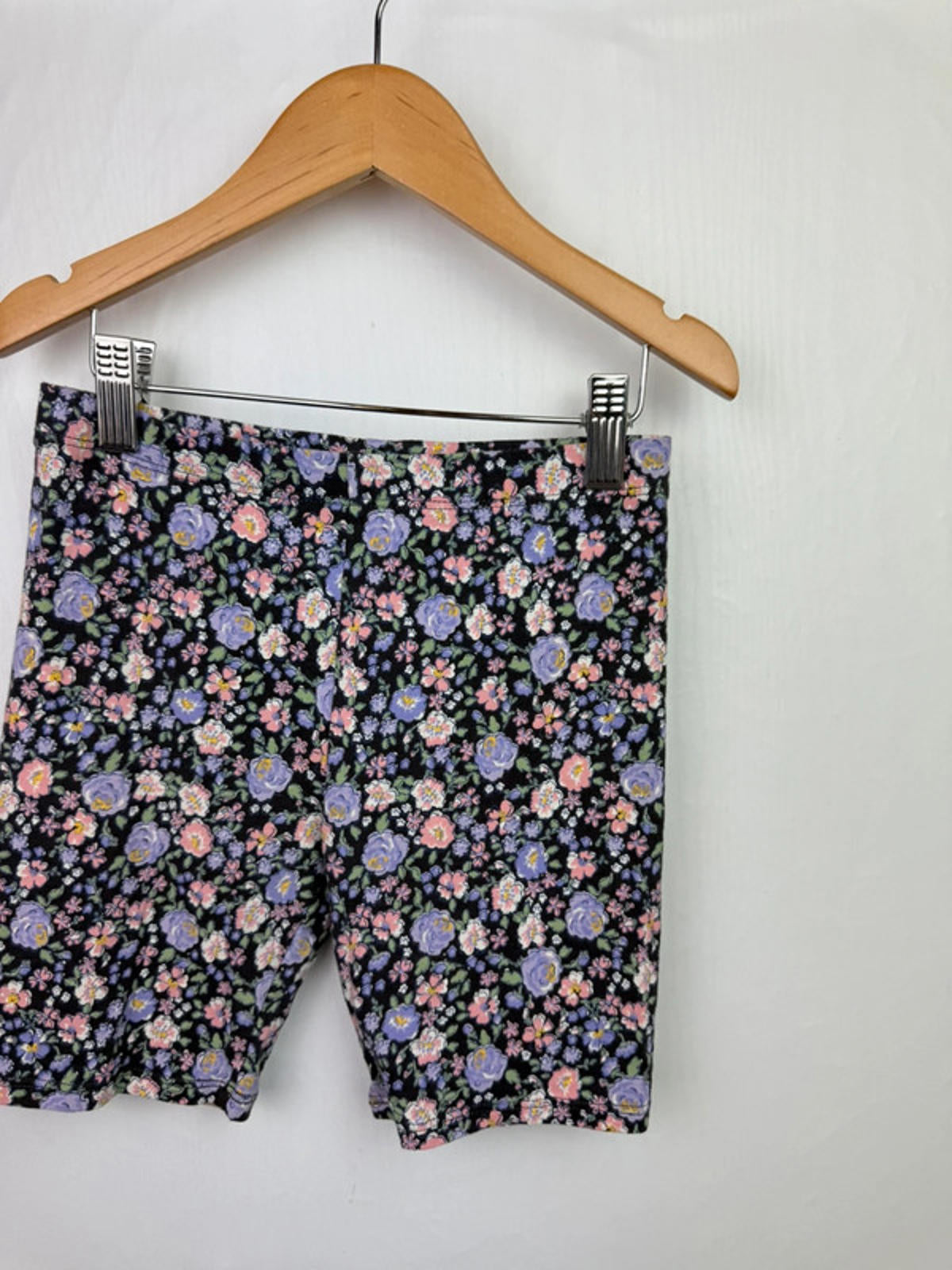 George Floral Cycle Shorts - Girls 8-9 Years Little Ones Preloved. Preloved Kids & Children’s Gently Used Clothing. Second Hand Baby, Girls & Boys Clothes. UK Postage