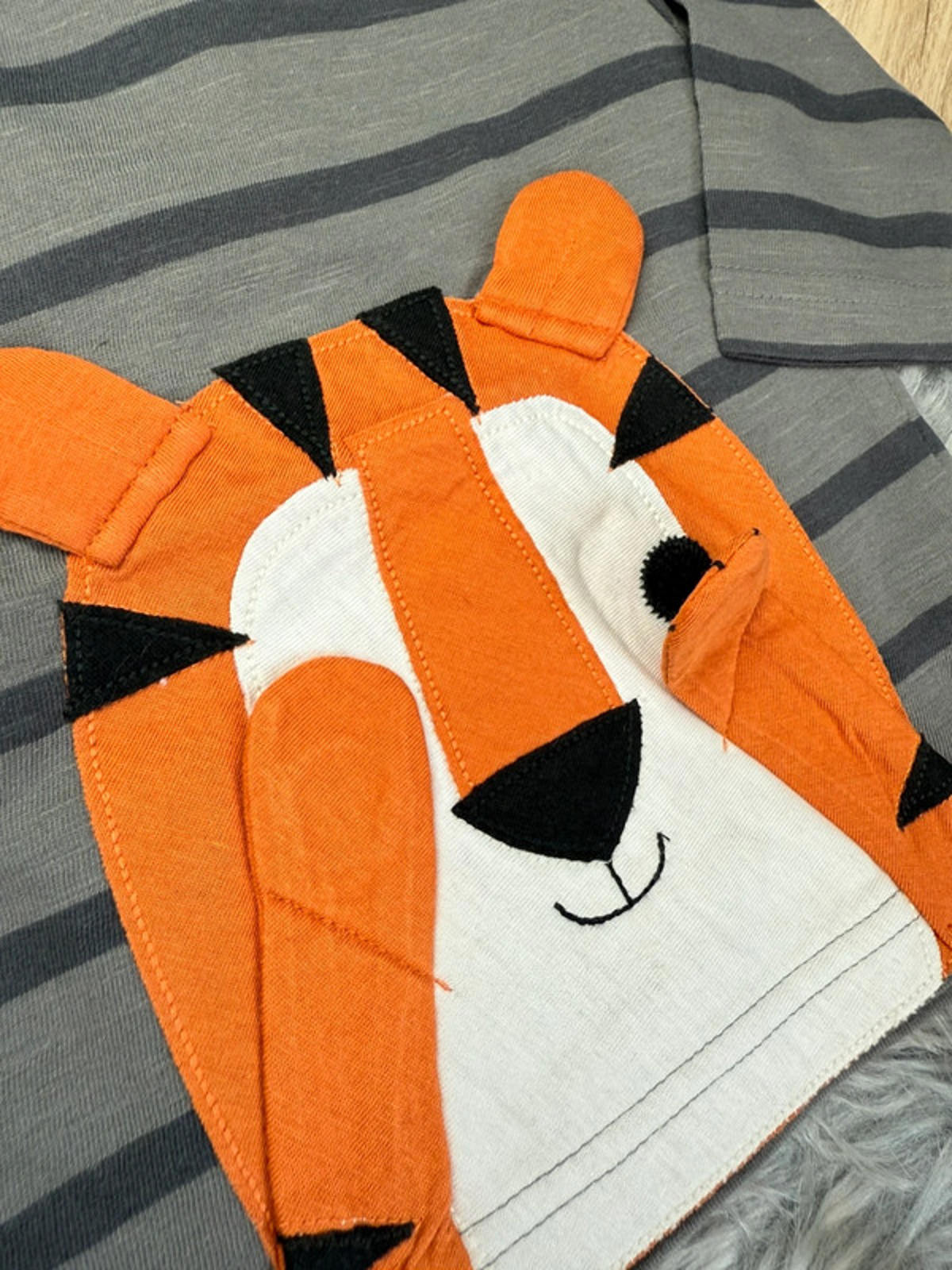 Nwot’s Ex-Next Grey Striped Tiger Top - Boys 3-6 Months Little Ones Preloved. Preloved Kids & Children’s Gently Used Clothing. Second Hand Baby, Girls & Boys Clothes. UK Postage
