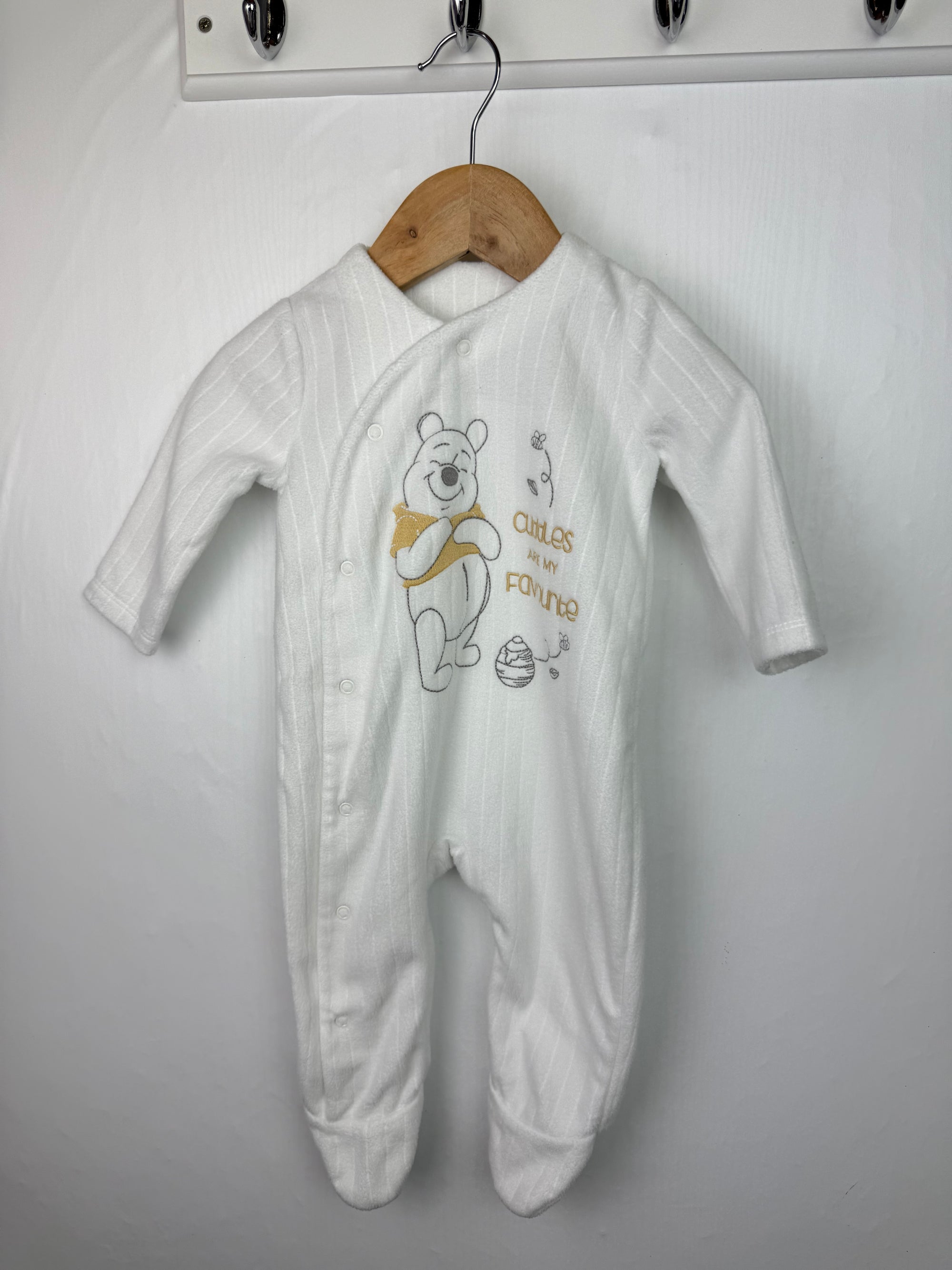 Nutmeg Disney Pooh Fleece Sleepsuit - Unisex 3-6 Months Little Ones Preloved. Preloved Kids & Children’s Gently Used Clothing. Second Hand Baby, Girls & Boys Clothes. UK Postage