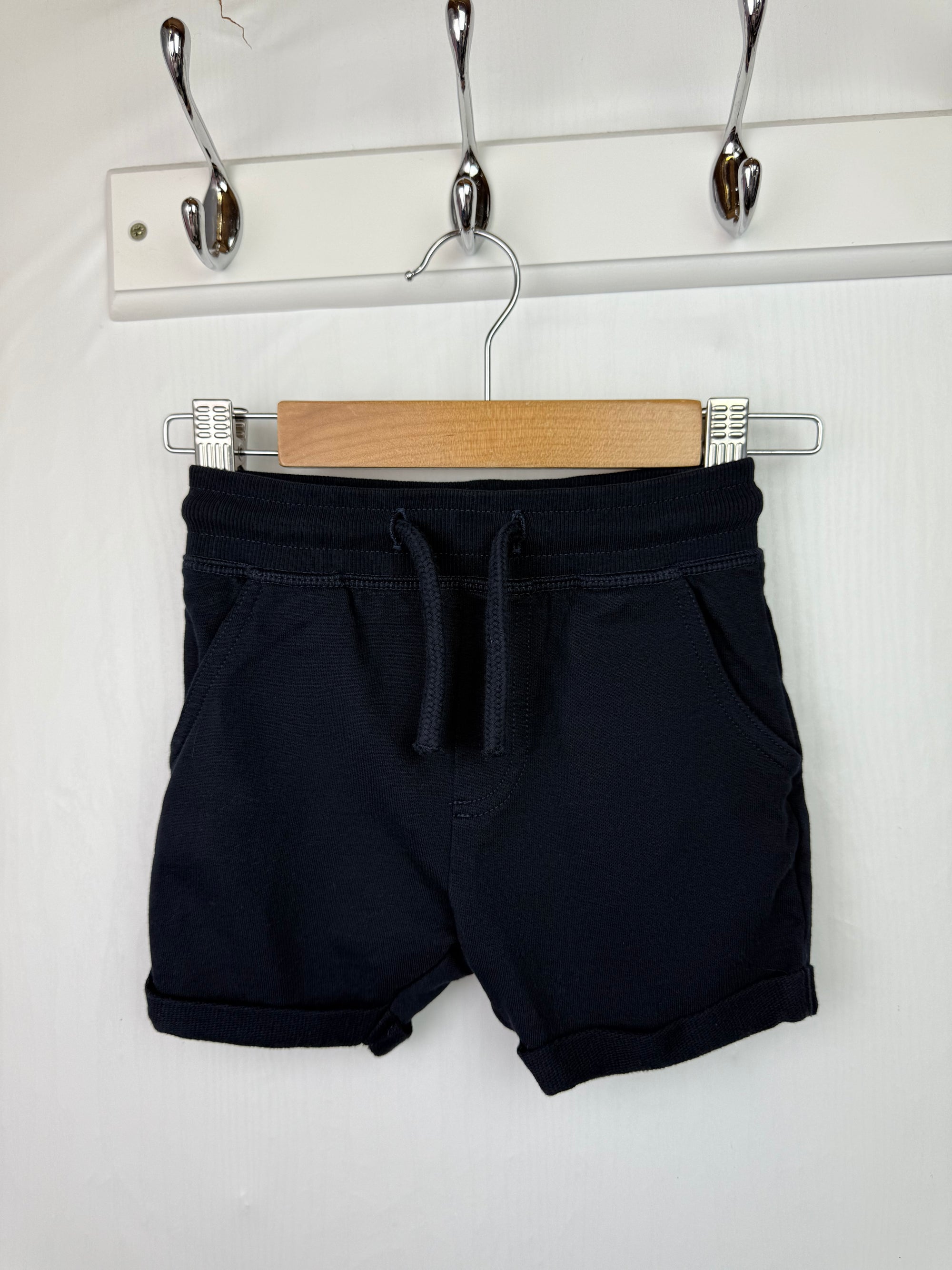 NEW Next Navy Jersey Shorts - Boys 12-18 Months Little Ones Preloved. Preloved Kids & Children’s Gently Used Clothing. Second Hand Baby, Girls & Boys Clothes. UK Postage