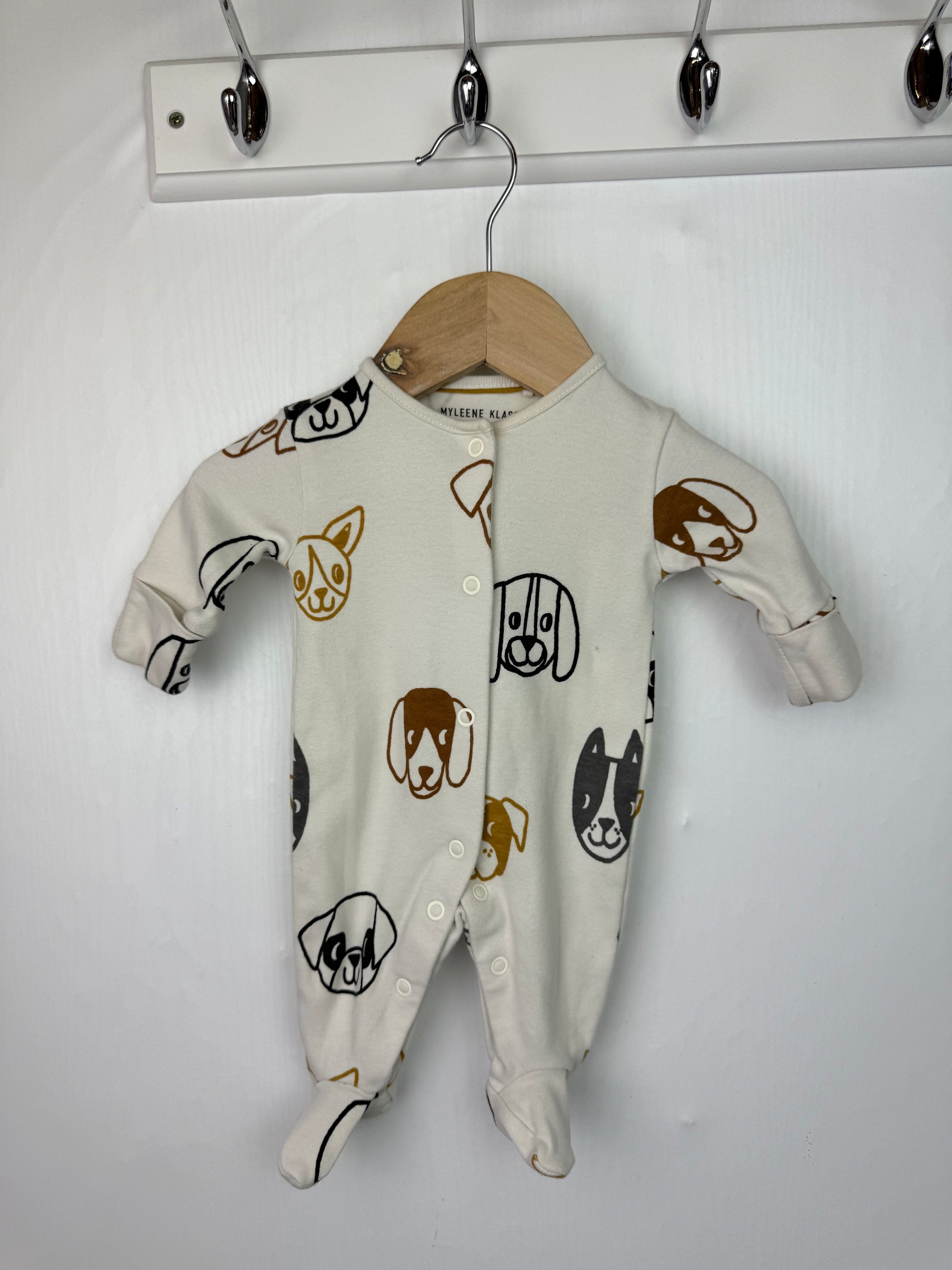 Next Myleene Klass Puppy Sleepsuit - Unisex Newborn Little Ones Preloved. Preloved Kids & Children’s Gently Used Clothing. Second Hand Baby, Girls & Boys Clothes. UK Postage