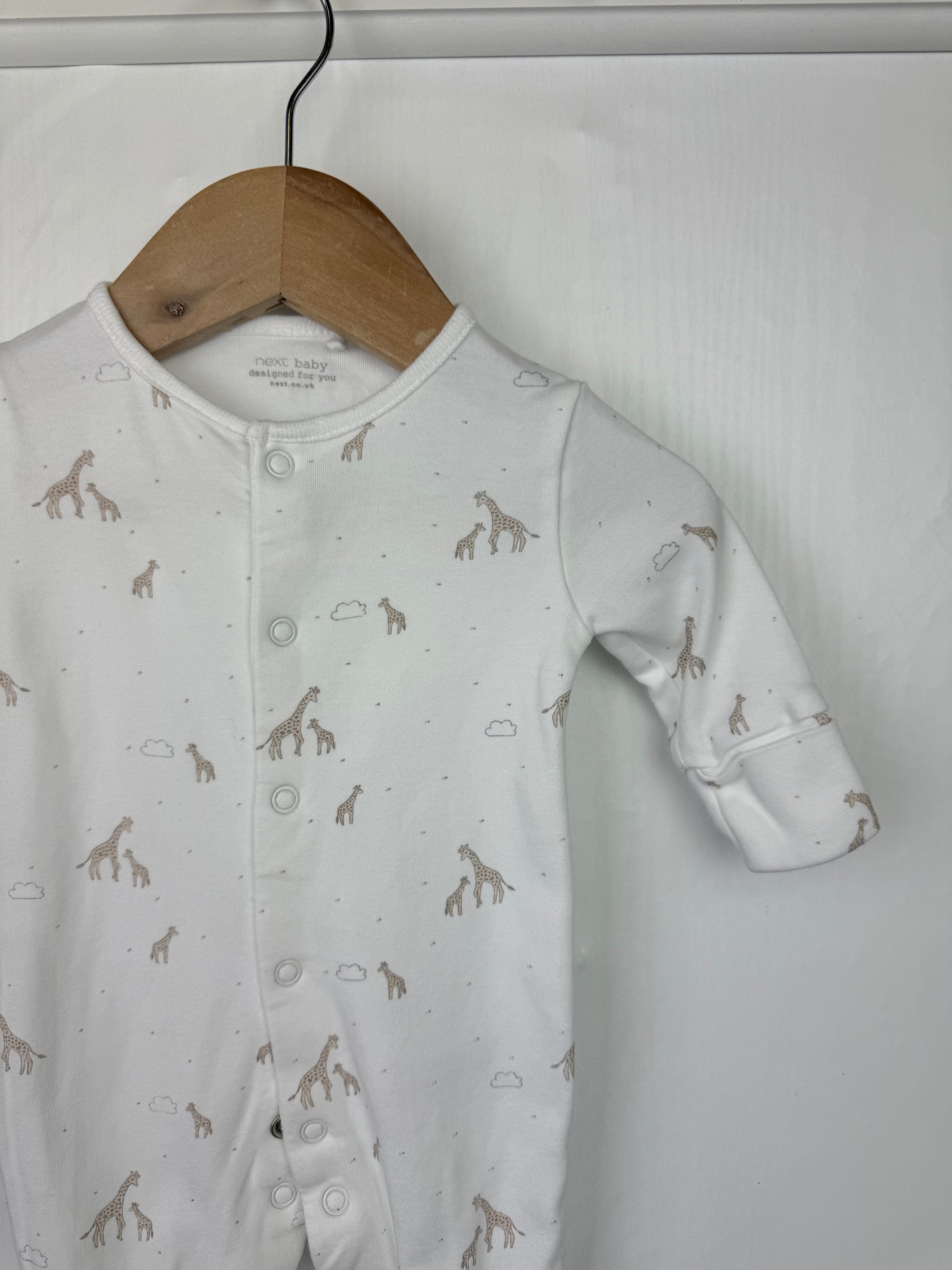 Next White Giraffe Sleepsuit - Unisex 0-1 Months