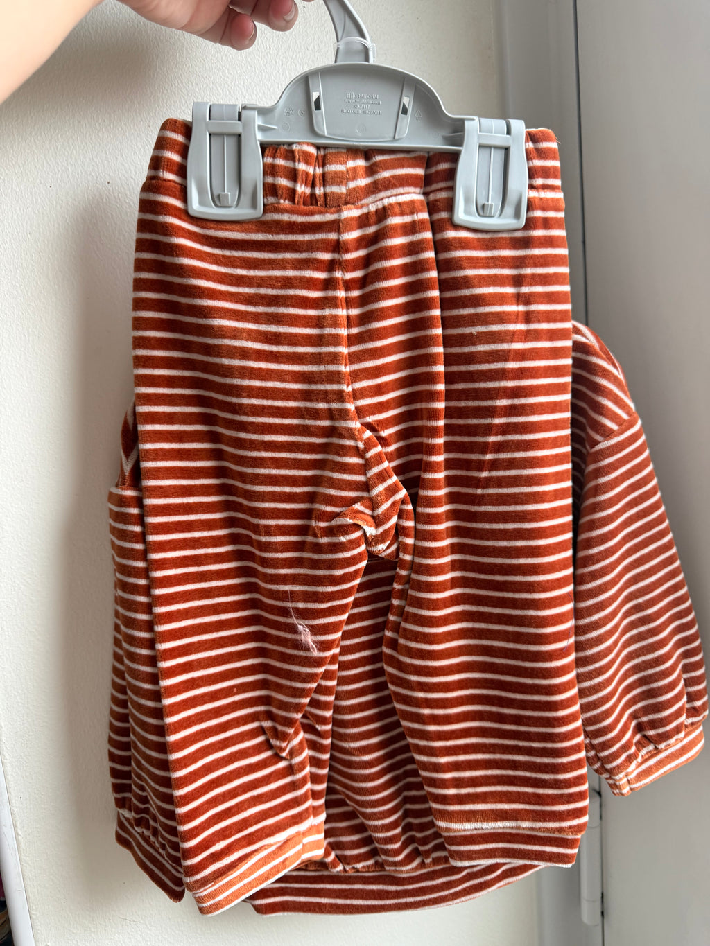 NEW Ex M*S Crocodile Velour Outfit - Baby Boys 9-12 Months