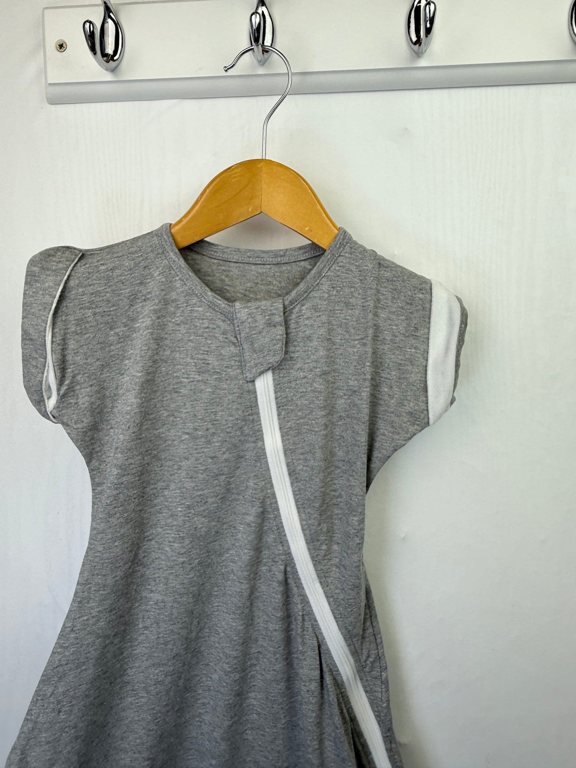 Duomiaomiao Grey Swaddle 1 Tog - Unisex 3-6 Months