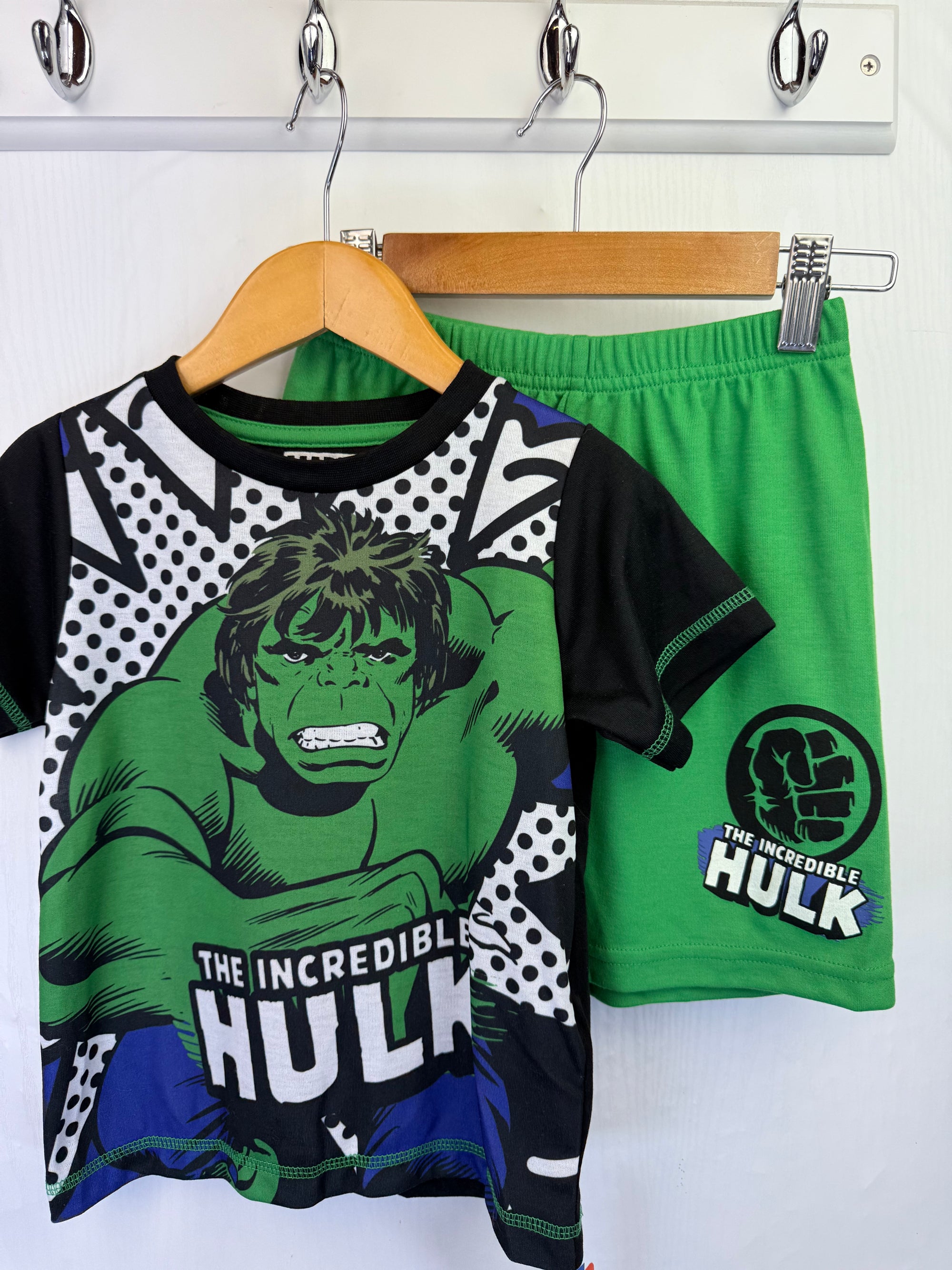 NEW Marvel Hulk Pyjama Set - Boys 3-4 Years