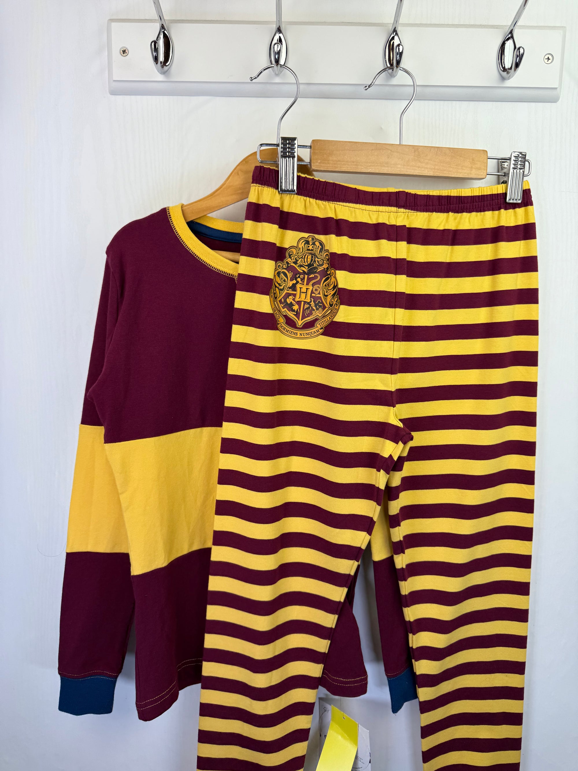NEW Harry Potter Pyjama Set - Boys 8 Years