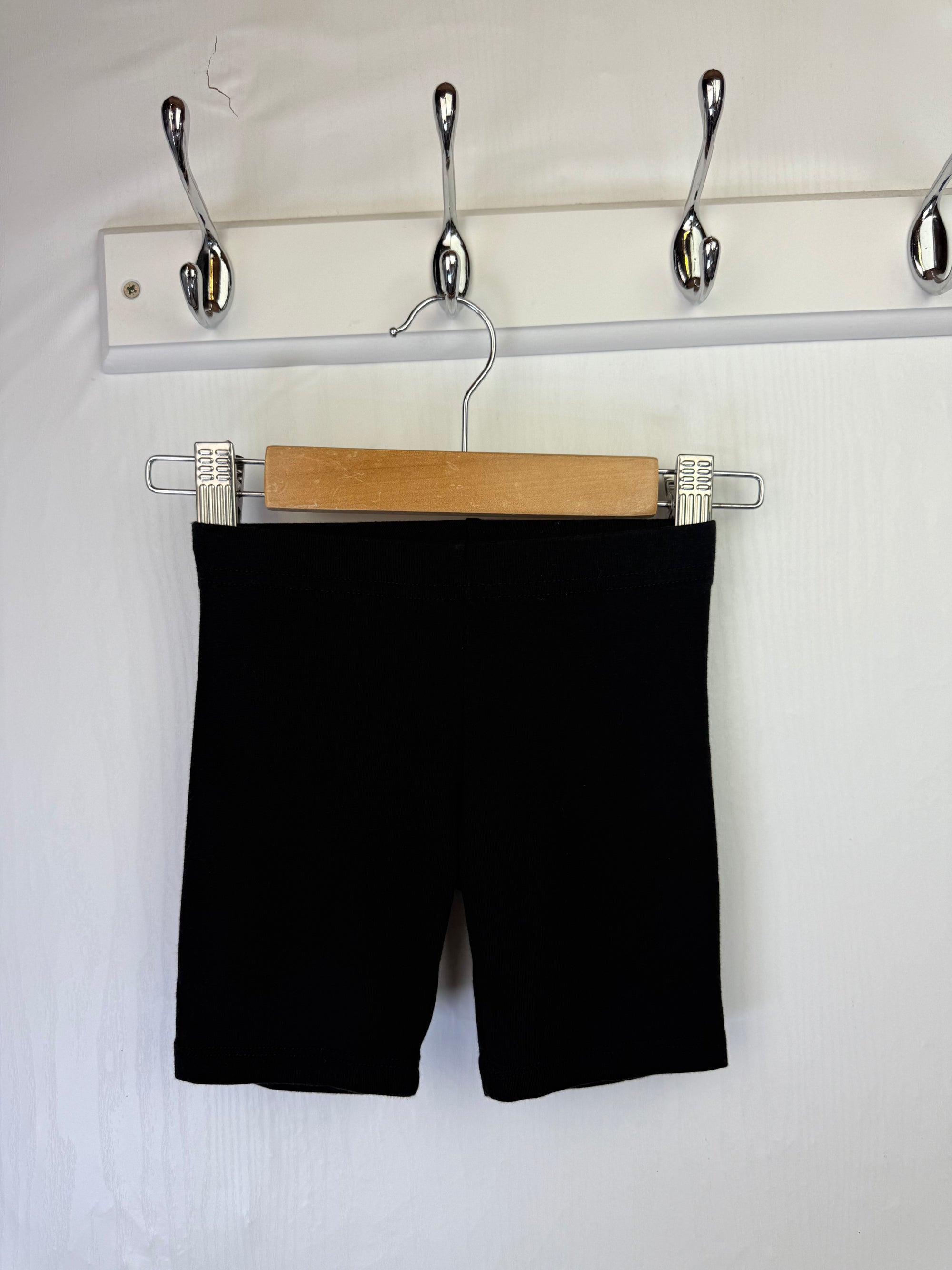 F&F Black Cycle Shorts - Girls 3-4 Years