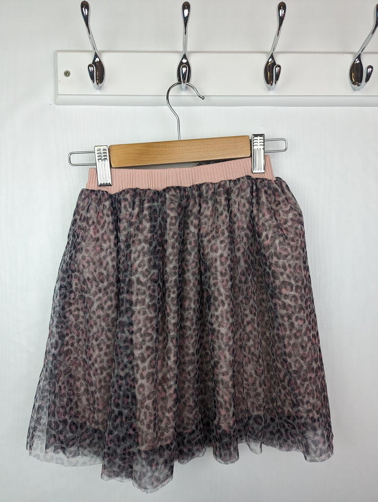 Shein Animal Print Skirt 5-6y Shein Used, Preloved, Preworn & Second Hand Baby, Kids & Children's Clothing UK Online. Cheap affordable. Brands including Next, Joules, Nutmeg Morrisons, TU, F&F, H&M.