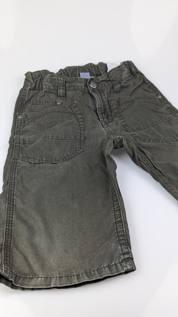 H&M Cargo Shorts 4-5 Years H&M Used, Preloved, Preworn & Second Hand Baby, Kids & Children's Clothing UK Online. Cheap affordable. Brands including Next, Joules, Nutmeg, TU, F&F, H&M.