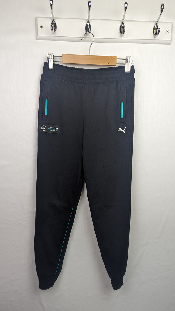 Puma Formula One Joggers 9-10 Years Puma Used, Preloved, Preworn & Second Hand Baby, Kids & Children's Clothing UK Online. Cheap affordable. Brands including Next, Joules, Nutmeg, TU, F&F, H&M.