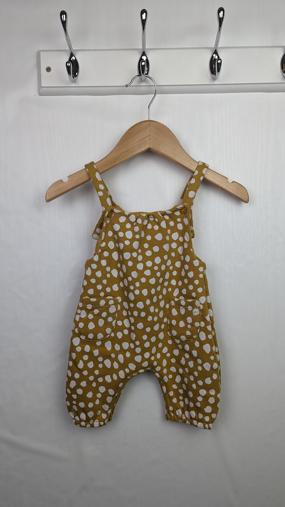 NEXT Mustard Romper 0-1m Next Used, Preloved, Preworn & Second Hand Baby, Kids & Children's Clothing UK Online. Cheap affordable. Brands including Next, Joules, Nutmeg, TU, F&F, H&M.