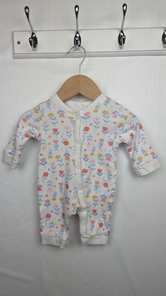 George Floral Romper NB George Used, Preloved, Preworn & Second Hand Baby, Kids & Children's Clothing UK Online. Cheap affordable. Brands including Next, Joules, Nutmeg Morrisons, TU, F&F, H&M.