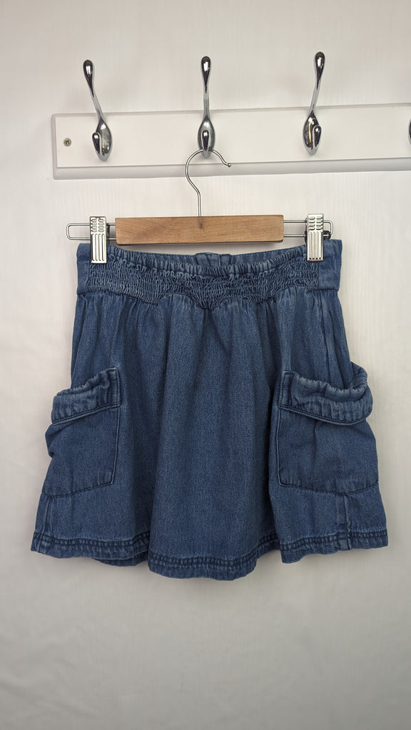 TU blue denim skirt with pockets 7y TU Used, Preloved, Preworn & Second Hand Baby, Kids & Children's Clothing UK Online. Cheap affordable. Brands including Next, Joules, Nutmeg Morrisons, TU, F&F, H&M.