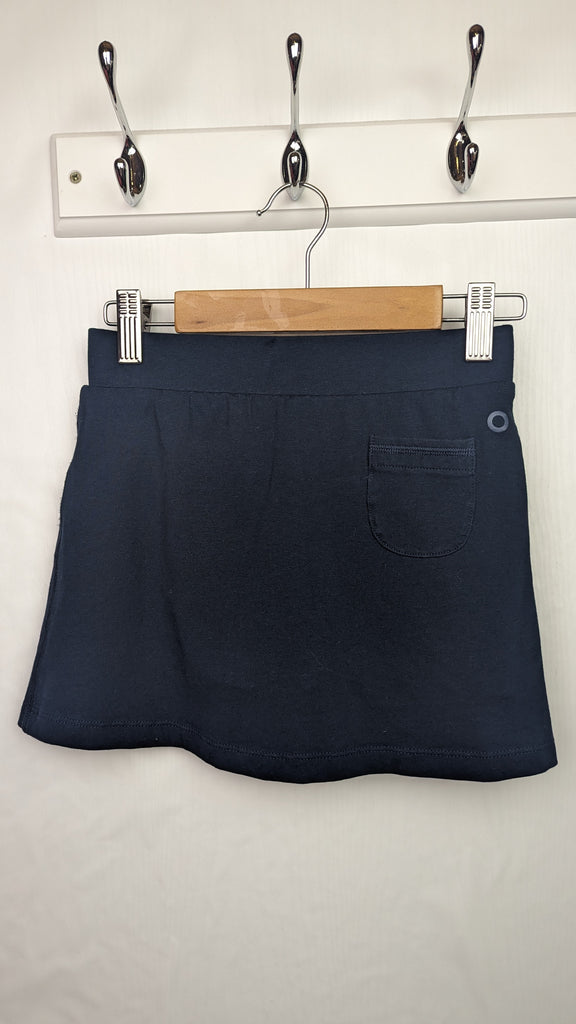 M&S Navy Skort 6-7y Marks & Spencer Used, Preloved, Preworn & Second Hand Baby, Kids & Children's Clothing UK Online. Cheap affordable. Brands including Next, Joules, Nutmeg, TU, F&F, H&M.