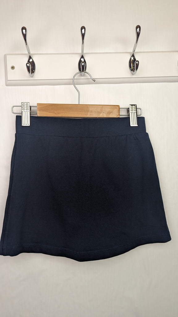 M&S Navy Skort 6-7y Marks & Spencer Used, Preloved, Preworn & Second Hand Baby, Kids & Children's Clothing UK Online. Cheap affordable. Brands including Next, Joules, Nutmeg Morrisons, TU, F&F, H&M.