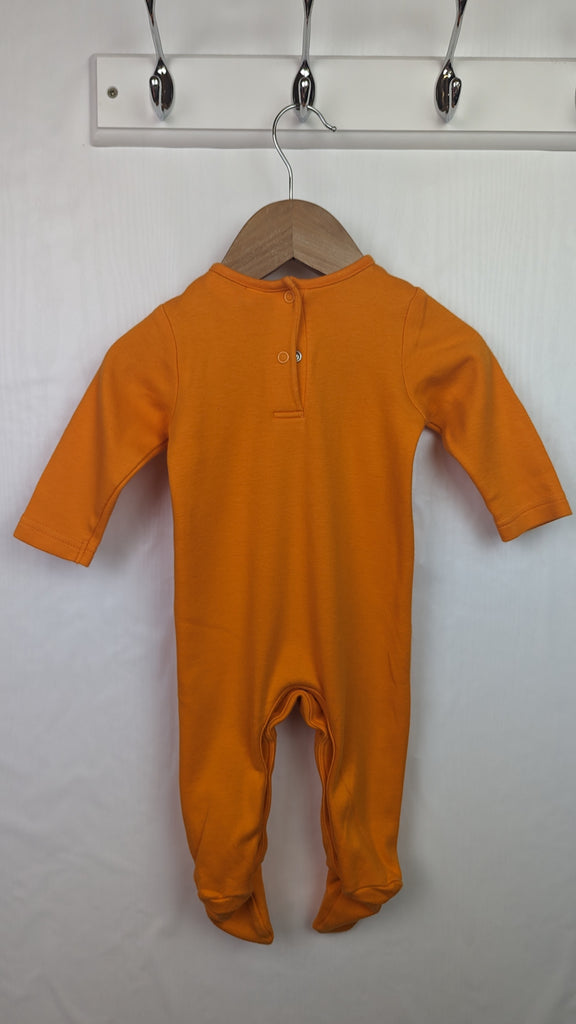 M&Co Halloween Pumpkin Sleepsuit - Unisex 3-6 Months M&Co Used, Preloved, Preworn & Second Hand Baby, Kids & Children's Clothing UK Online. Cheap affordable. Brands including Next, Joules, Nutmeg Morrisons, TU, F&F, H&M.