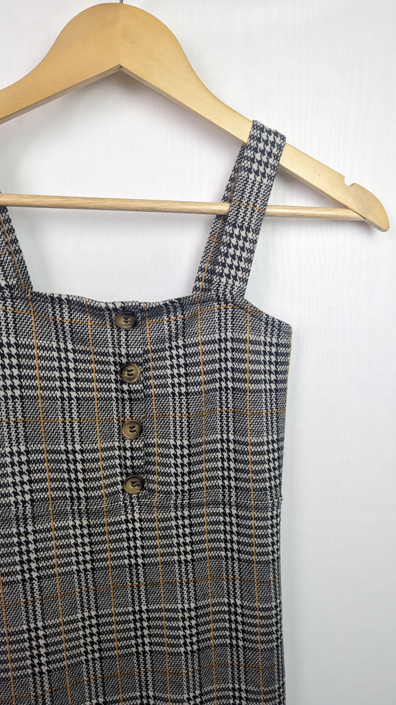 Primark Grey Check Pinafore Dress - Girls 9-10 Years Primark Used, Preloved, Preworn & Second Hand Baby, Kids & Children's Clothing UK Online. Cheap affordable. Brands including Next, Joules, Nutmeg, TU, F&F, H&M.