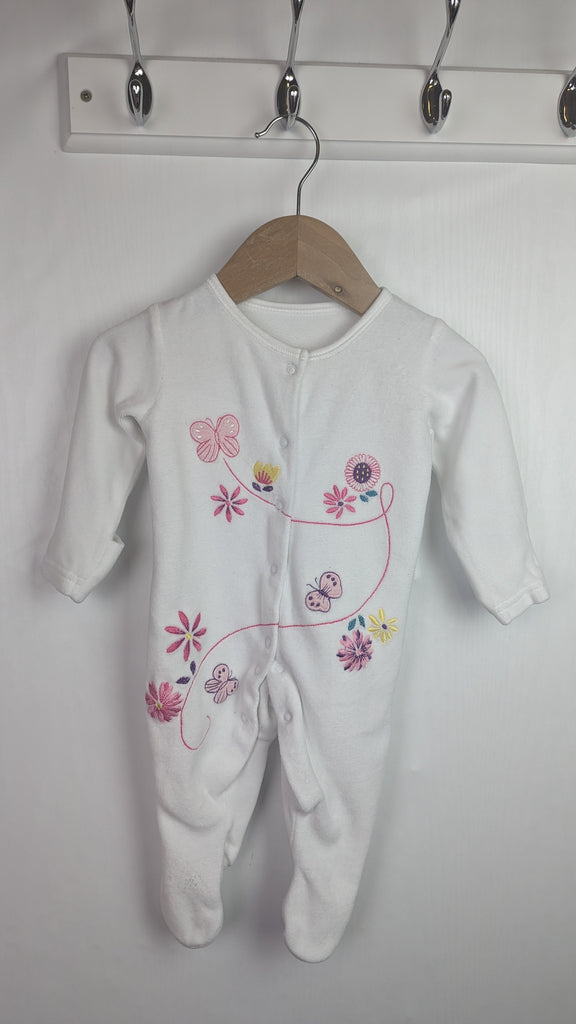 Nutmeg Floral Fleece Sleepsuit - Girls 0-3 Months Nutmeg Used, Preloved, Preworn & Second Hand Baby, Kids & Children's Clothing UK Online. Cheap affordable. Brands including Next, Joules, Nutmeg, TU, F&F, H&M.