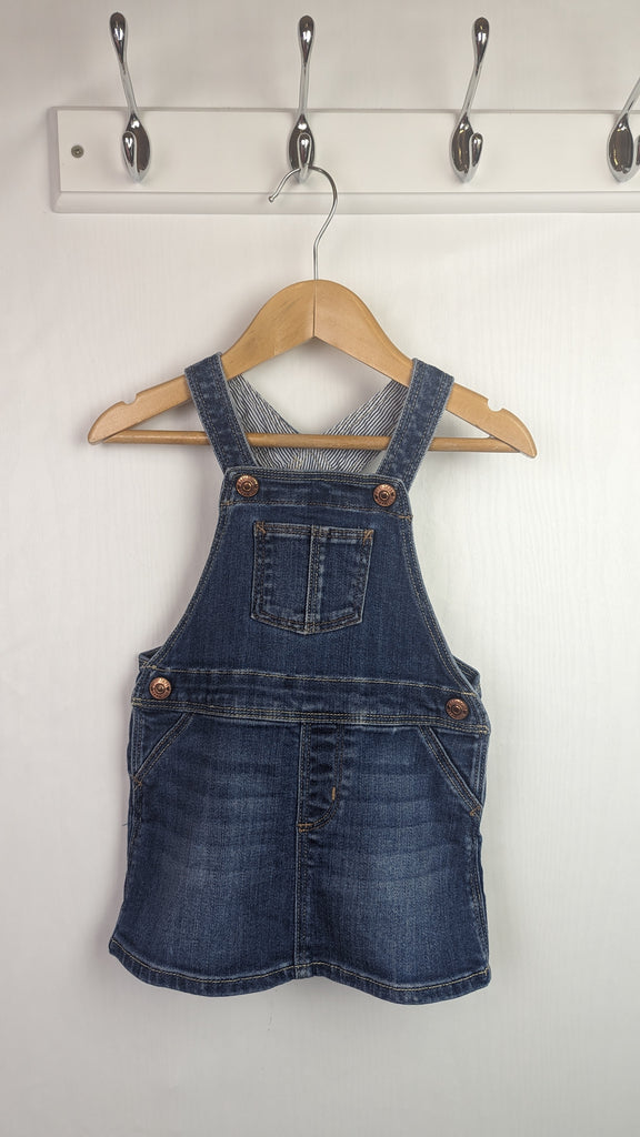 H&M Denim Dungaree Dress - Girls 6-9 Months H&M Used, Preloved, Preworn & Second Hand Baby, Kids & Children's Clothing UK Online. Cheap affordable. Brands including Next, Joules, Nutmeg Morrisons, TU, F&F, H&M.