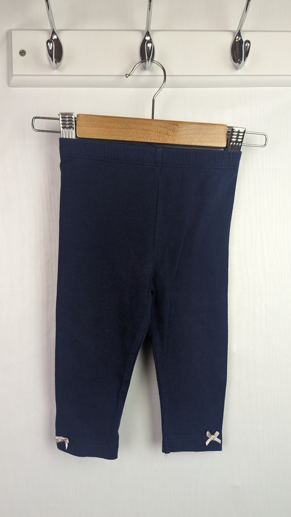George Navy Bow Leggings - Baby Girls 6-9 Months George Used, Preloved, Preworn & Second Hand Baby, Kids & Children's Clothing UK Online. Cheap affordable. Brands including Next, Joules, Nutmeg, TU, F&F, H&M.
