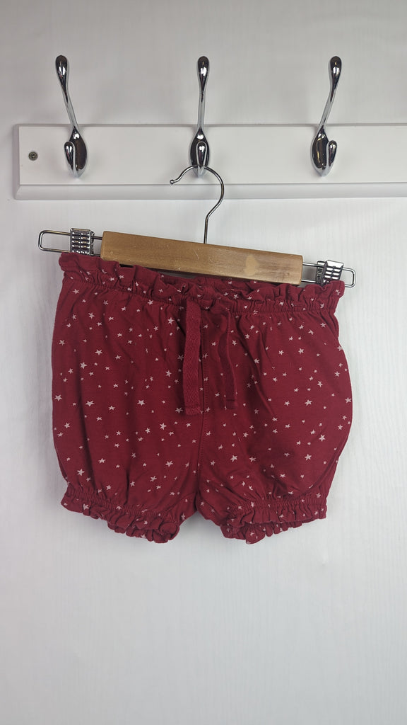 Gap Red Star Shorts - Girls 6-12 Months Gap Used, Preloved, Preworn & Second Hand Baby, Kids & Children's Clothing UK Online. Cheap affordable. Brands including Next, Joules, Nutmeg, TU, F&F, H&M.