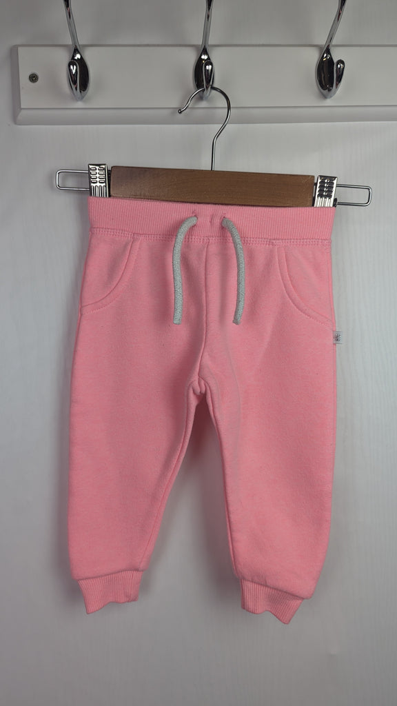 Primark Pink Joggers - Girls 6-9 Months Primark Used, Preloved, Preworn & Second Hand Baby, Kids & Children's Clothing UK Online. Cheap affordable. Brands including Next, Joules, Nutmeg, TU, F&F, H&M.
