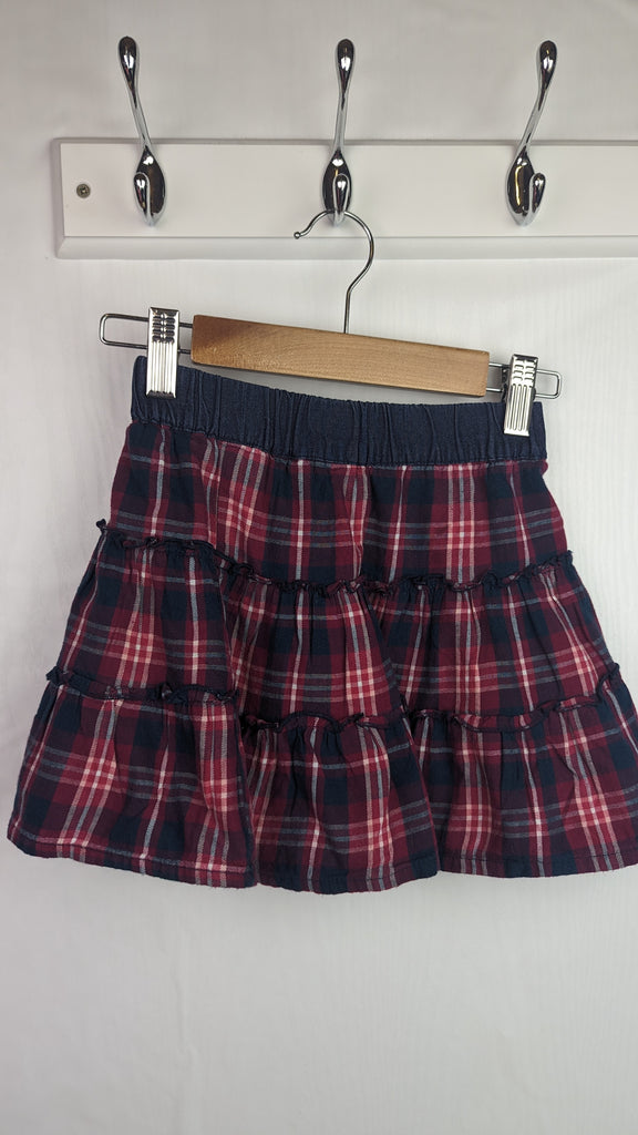 Nutmeg Plaid Skirt - Girls 3-4 Years Nutmeg Used, Preloved, Preworn & Second Hand Baby, Kids & Children's Clothing UK Online. Cheap affordable. Brands including Next, Joules, Nutmeg Morrisons, TU, F&F, H&M.