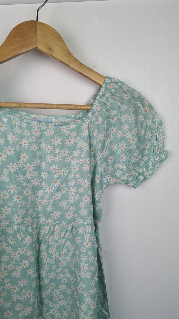 Primark Daisy Print Green Dress - Girls 9-10 Years Primark Used, Preloved, Preworn & Second Hand Baby, Kids & Children's Clothing UK Online. Cheap affordable. Brands including Next, Joules, Nutmeg, TU, F&F, H&M.