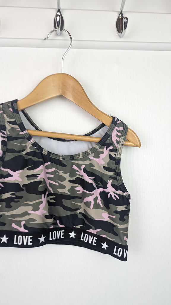 Primark Camo Crop Top - Girls 10-11 Years Primark Used, Preloved, Preworn & Second Hand Baby, Kids & Children's Clothing UK Online. Cheap affordable. Brands including Next, Joules, Nutmeg, TU, F&F, H&M.