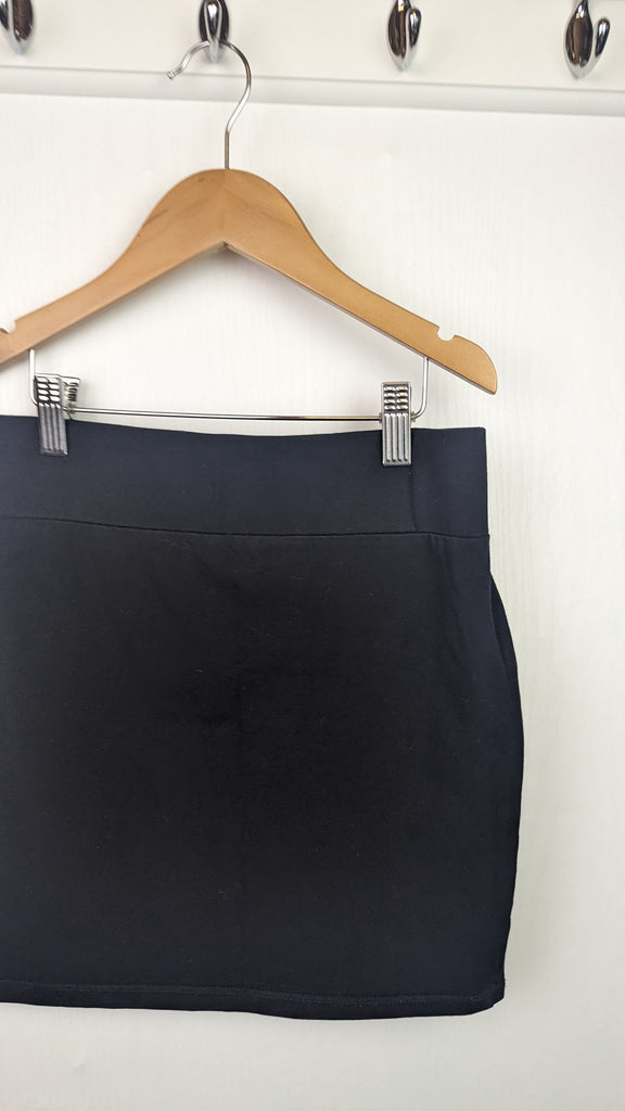 New Look Black Mini Skirt - Girls 12-13 Years New Look Used, Preloved, Preworn & Second Hand Baby, Kids & Children's Clothing UK Online. Cheap affordable. Brands including Next, Joules, Nutmeg, TU, F&F, H&M.