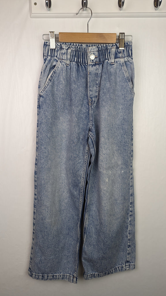 H&M Washed Out Paper Bag Jeans - Girls 8-9 Years H&M Used, Preloved, Preworn & Second Hand Baby, Kids & Children's Clothing UK Online. Cheap affordable. Brands including Next, Joules, Nutmeg Morrisons, TU, F&F, H&M.