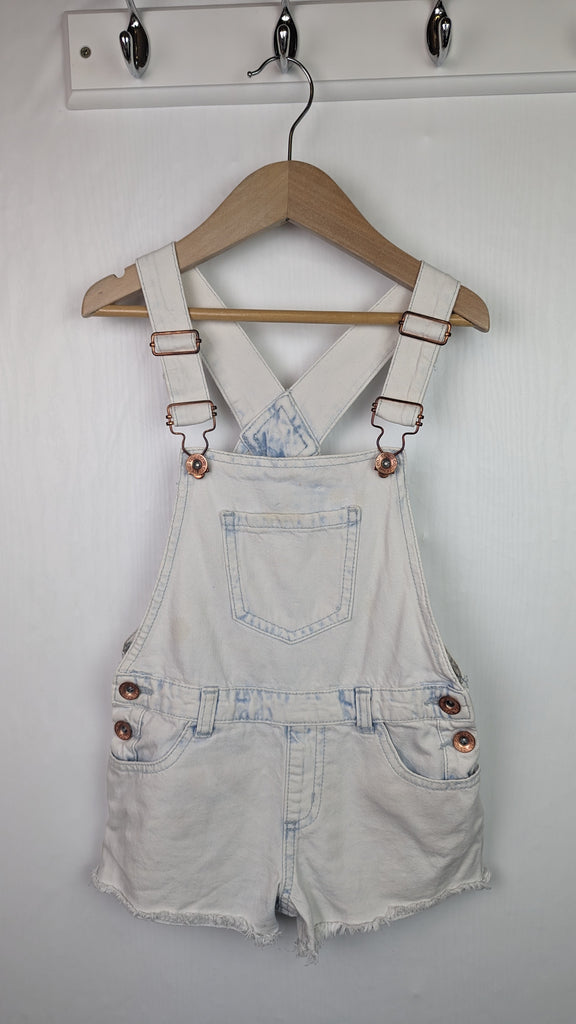PLAYWEAR Primark Light Dungarees - Girls 6-7 Years Primark Used, Preloved, Preworn & Second Hand Baby, Kids & Children's Clothing UK Online. Cheap affordable. Brands including Next, Joules, Nutmeg, TU, F&F, H&M.
