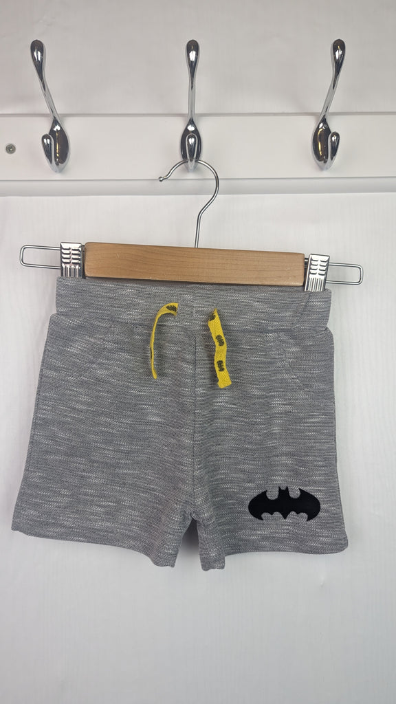 Primark Grey Batman Shorts - Boys 3-6 Months Primark Used, Preloved, Preworn & Second Hand Baby, Kids & Children's Clothing UK Online. Cheap affordable. Brands including Next, Joules, Nutmeg Morrisons, TU, F&F, H&M.