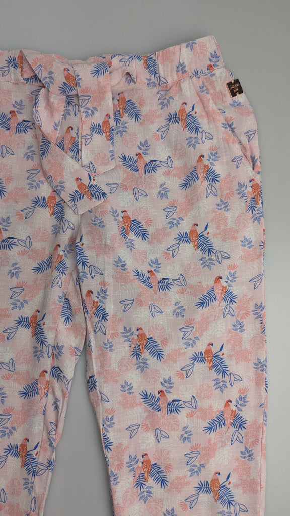 Carrement Beau Pink Tropical Viscose Trousers - Girls 8 Years Carrement Beau Used, Preloved, Preworn & Second Hand Baby, Kids & Children's Clothing UK Online. Cheap affordable. Brands including Next, Joules, Nutmeg Morrisons, TU, F&F, H&M.