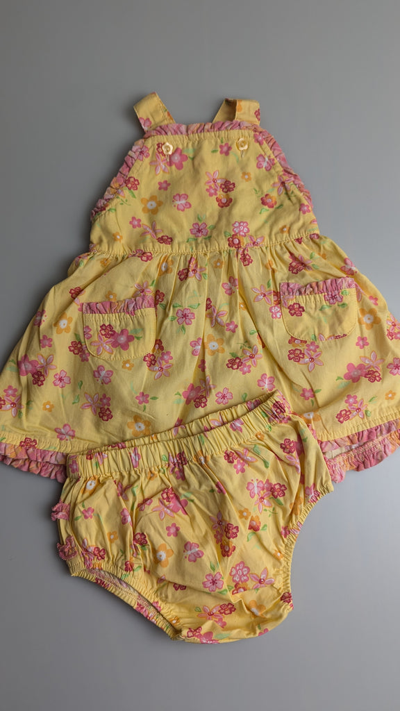 George Floral Dress & Bloomers Outfit - Girls 0-3 Months George Used, Preloved, Preworn & Second Hand Baby, Kids & Children's Clothing UK Online. Cheap affordable. Brands including Next, Joules, Nutmeg Morrisons, TU, F&F, H&M.