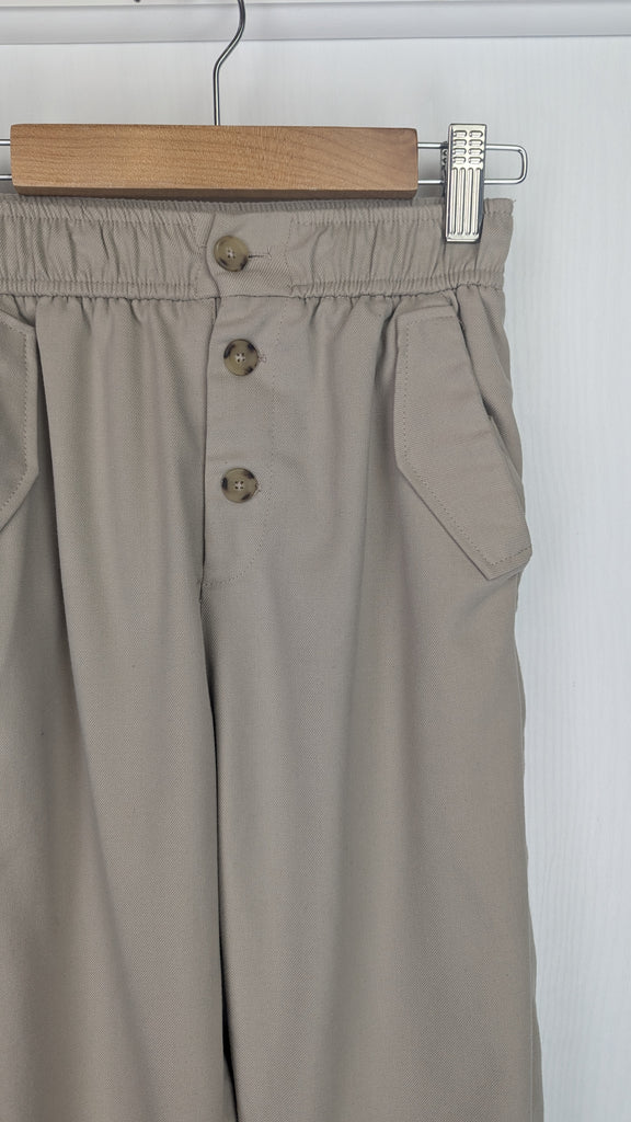 Zara High Waisted Straight Trousers - Girls 9 Years Zara Used, Preloved, Preworn & Second Hand Baby, Kids & Children's Clothing UK Online. Cheap affordable. Brands including Next, Joules, Nutmeg Morrisons, TU, F&F, H&M.