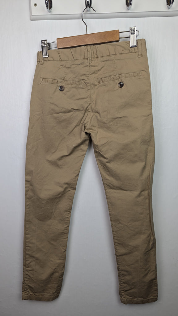 H&M Tan Chino Trousers - Boys 9-10 Years H&M Used, Preloved, Preworn & Second Hand Baby, Kids & Children's Clothing UK Online. Cheap affordable. Brands including Next, Joules, Nutmeg Morrisons, TU, F&F, H&M.