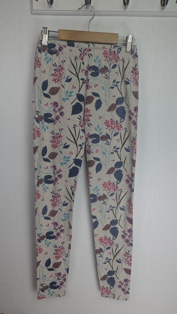 Gap Beige & Purple Floral Leggings - Girls 13-14 Years Gap Used, Preloved, Preworn & Second Hand Baby, Kids & Children's Clothing UK Online. Cheap affordable. Brands including Next, Joules, Nutmeg Morrisons, TU, F&F, H&M.