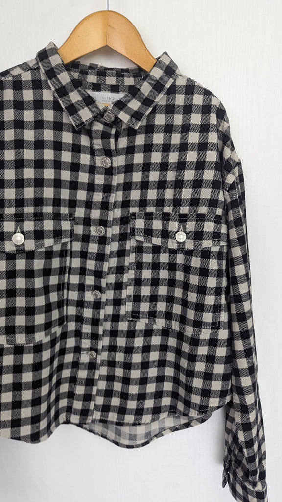 Zara Cord Black & White Gingham Shirt - Girls 11-12 Years Zara Used, Preloved, Preworn & Second Hand Baby, Kids & Children's Clothing UK Online. Cheap affordable. Brands including Next, Joules, Nutmeg Morrisons, TU, F&F, H&M.