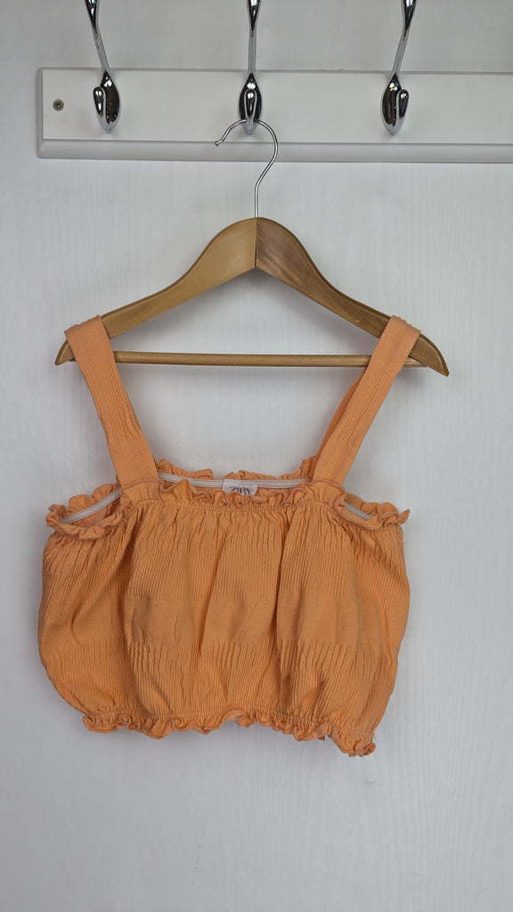 Zara Orange Scrunched Crop Top - Girls 11-12 Years Zara Used, Preloved, Preworn & Second Hand Baby, Kids & Children's Clothing UK Online. Cheap affordable. Brands including Next, Joules, Nutmeg Morrisons, TU, F&F, H&M.