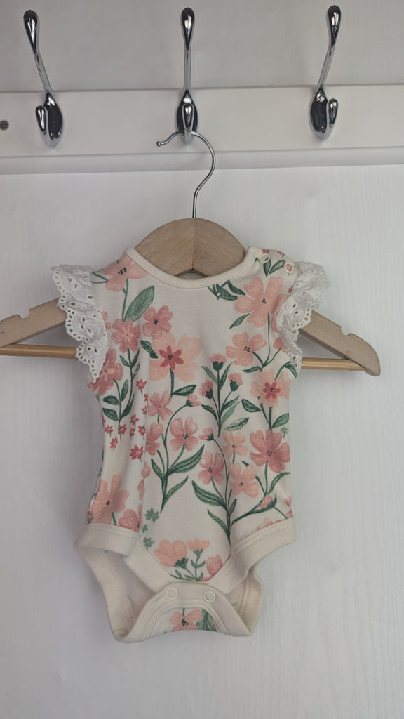 George Floral Bodysuit - Girls Newborn George Used, Preloved, Preworn & Second Hand Baby, Kids & Children's Clothing UK Online. Cheap affordable. Brands including Next, Joules, Nutmeg Morrisons, TU, F&F, H&M.