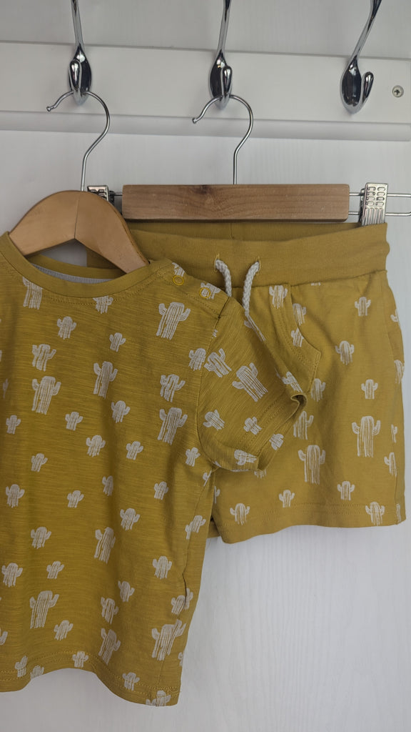 M&S Mustard Catcus Shorts & Top Outfit - Boys 9-12 Months Marks & Spencer Used, Preloved, Preworn & Second Hand Baby, Kids & Children's Clothing UK Online. Cheap affordable. Brands including Next, Joules, Nutmeg Morrisons, TU, F&F, H&M.