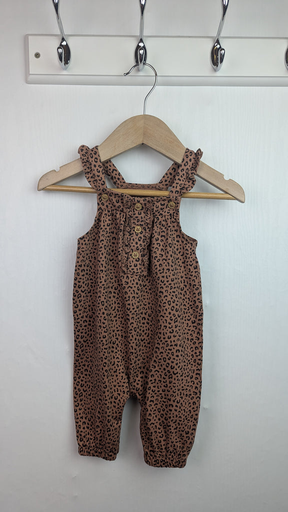 TU Cheetah Print Romper - Baby Girls 0-3 Months TU Used, Preloved, Preworn & Second Hand Baby, Kids & Children's Clothing UK Online. Cheap affordable. Brands including Next, Joules, Nutmeg Morrisons, TU, F&F, H&M.