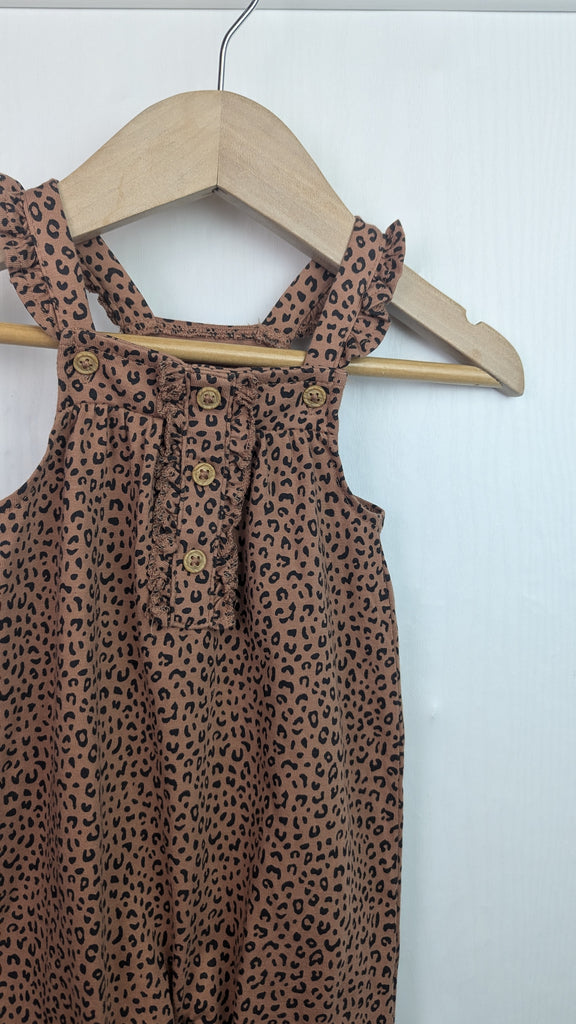 TU Cheetah Print Romper - Baby Girls 0-3 Months TU Used, Preloved, Preworn & Second Hand Baby, Kids & Children's Clothing UK Online. Cheap affordable. Brands including Next, Joules, Nutmeg Morrisons, TU, F&F, H&M.