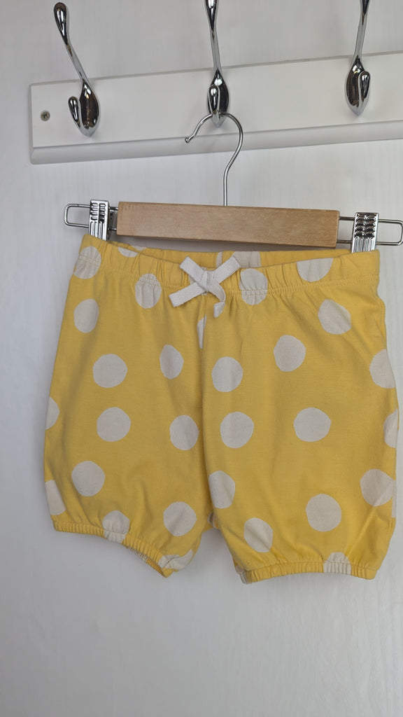 M&S Yellow and Floral Shorts Set - Girls 18-24 Months Marks & Spencer Used, Preloved, Preworn & Second Hand Baby, Kids & Children's Clothing UK Online. Cheap affordable. Brands including Next, Joules, Nutmeg Morrisons, TU, F&F, H&M.