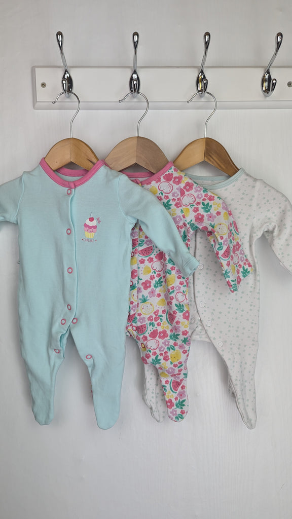 Mixed Brands Sleepsuit Set - Girls Tiny Baby & Newborn Mixed Brands Used, Preloved, Preworn & Second Hand Baby, Kids & Children's Clothing UK Online. Cheap affordable. Brands including Next, Joules, Nutmeg Morrisons, TU, F&F, H&M.