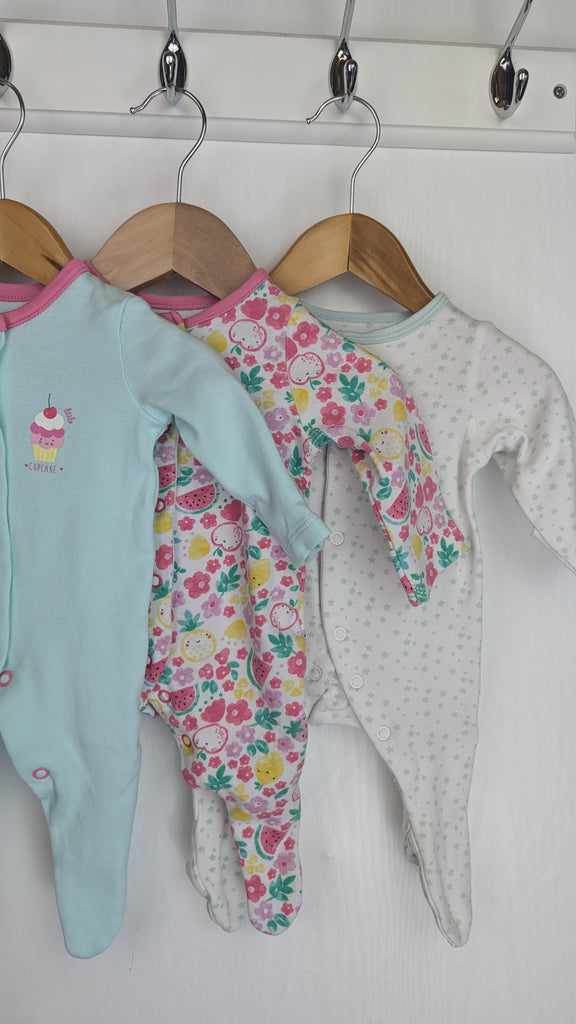 Mixed Brands Sleepsuit Set - Girls Tiny Baby & Newborn Mixed Brands Used, Preloved, Preworn & Second Hand Baby, Kids & Children's Clothing UK Online. Cheap affordable. Brands including Next, Joules, Nutmeg Morrisons, TU, F&F, H&M.