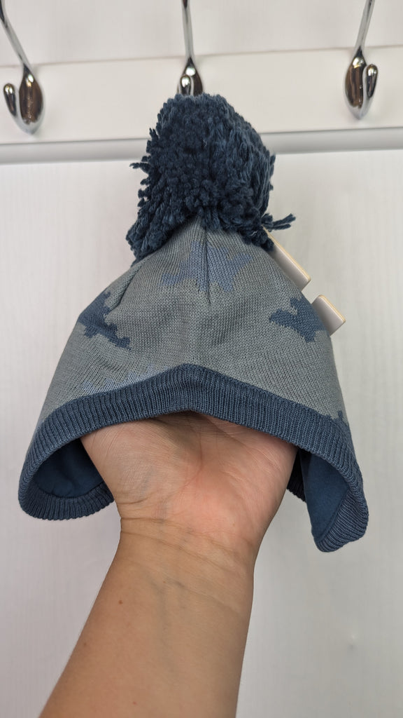 NEW Next Dinosaur Winter Hat - Boys Newborn First Size Next Used, Preloved, Preworn & Second Hand Baby, Kids & Children's Clothing UK Online. Cheap affordable. Brands including Next, Joules, Nutmeg Morrisons, TU, F&F, H&M.