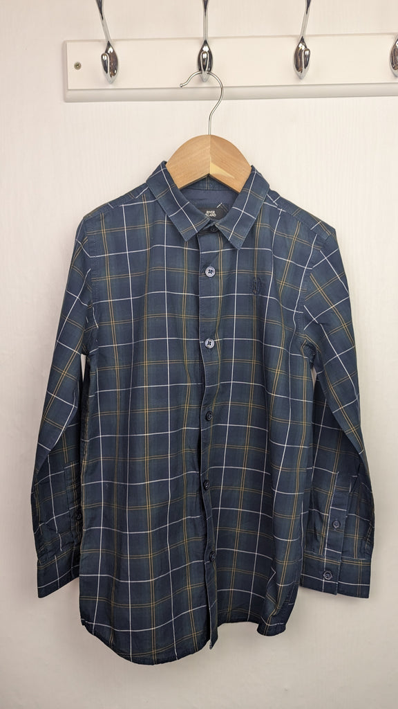 River Island Navy Check Long Sleeve Shirt - Boys 7-8 Years River Island Used, Preloved, Preworn & Second Hand Baby, Kids & Children's Clothing UK Online. Cheap affordable. Brands including Next, Joules, Nutmeg Morrisons, TU, F&F, H&M.